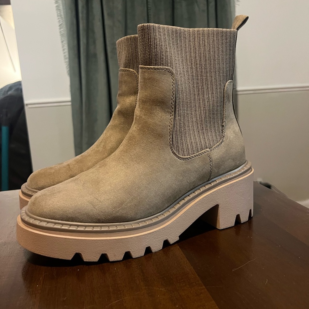 Taupe faux Suede Boots (Like New)